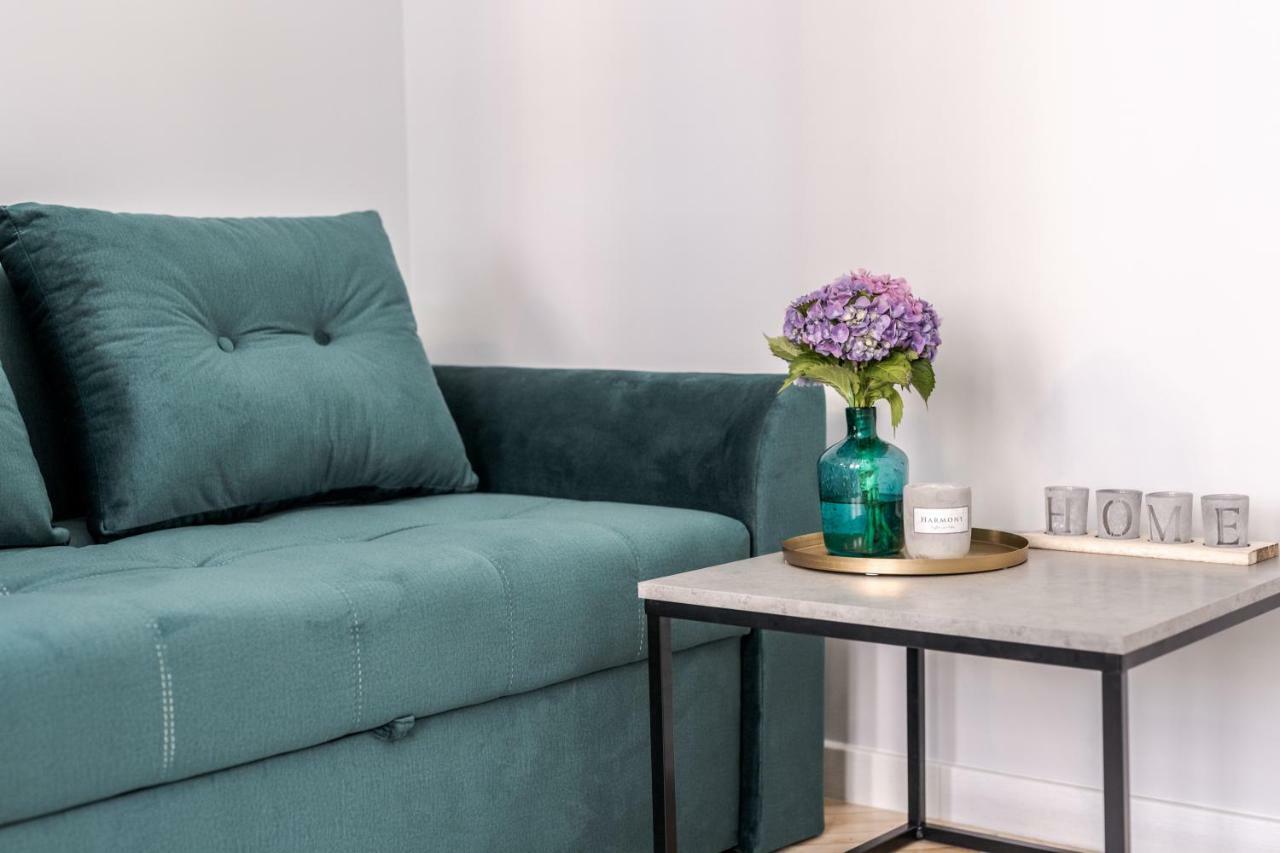 Modern Apartment Lviv Dış mekan fotoğraf