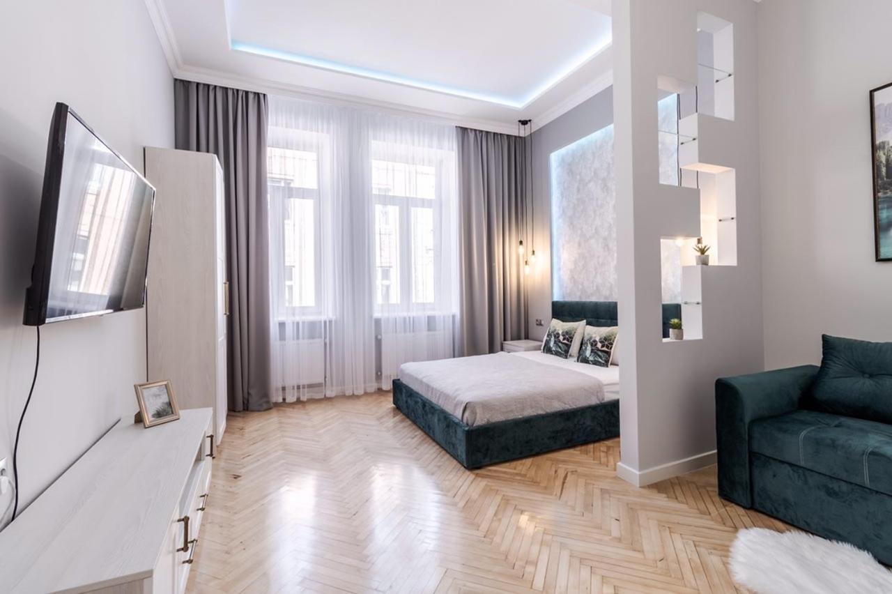 Modern Apartment Lviv Dış mekan fotoğraf